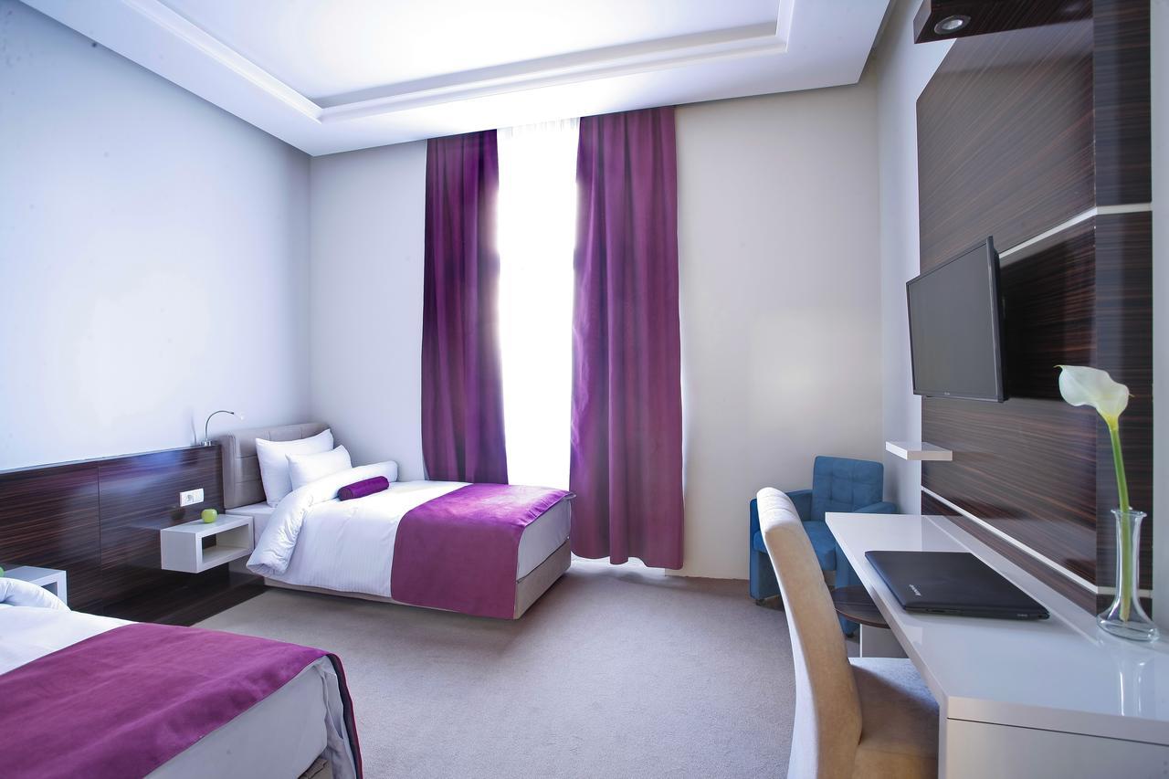 Hotel Theater Belgrade Garni Ngoại thất bức ảnh