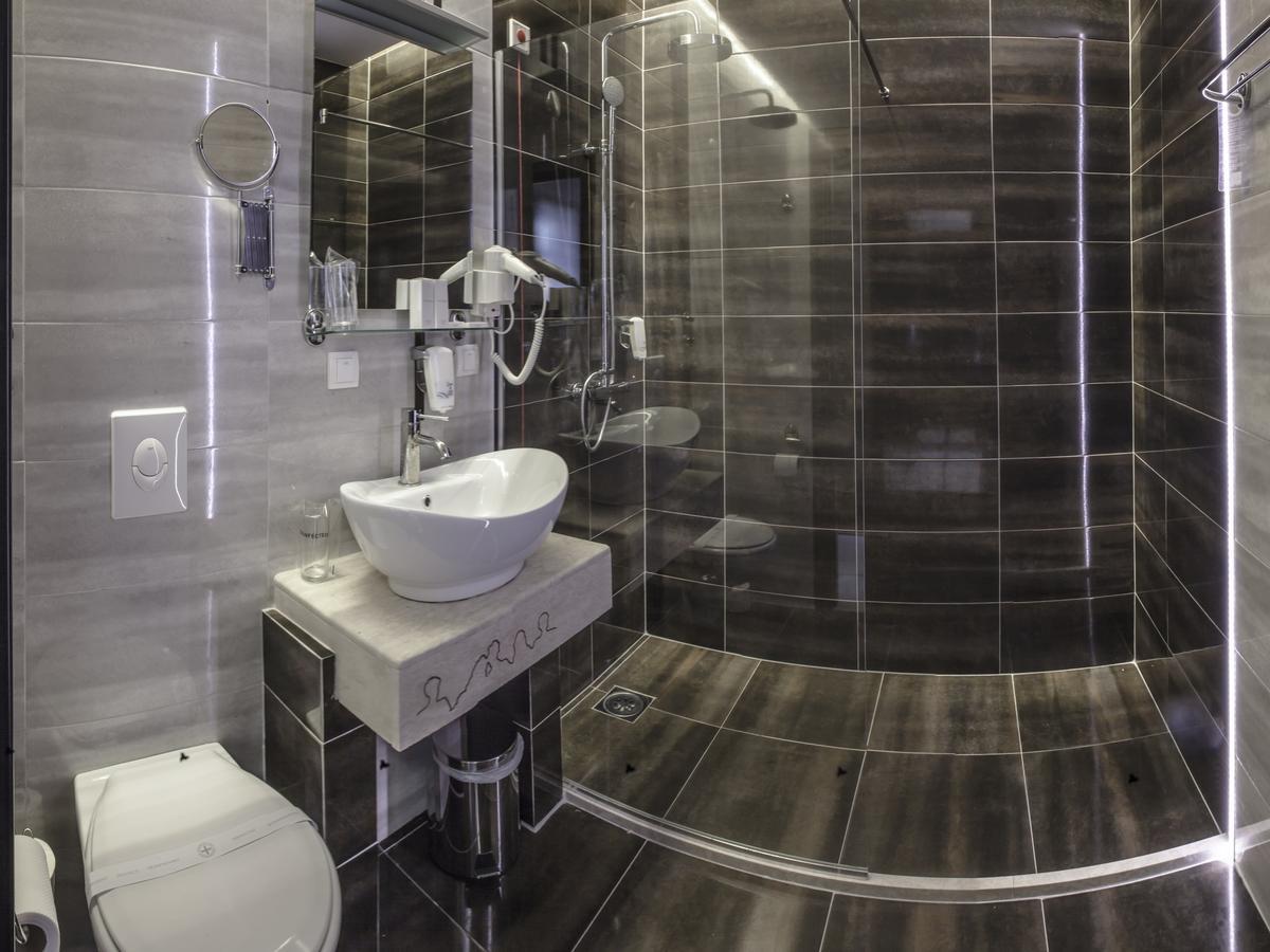 Hotel Theater Belgrade Garni Ngoại thất bức ảnh