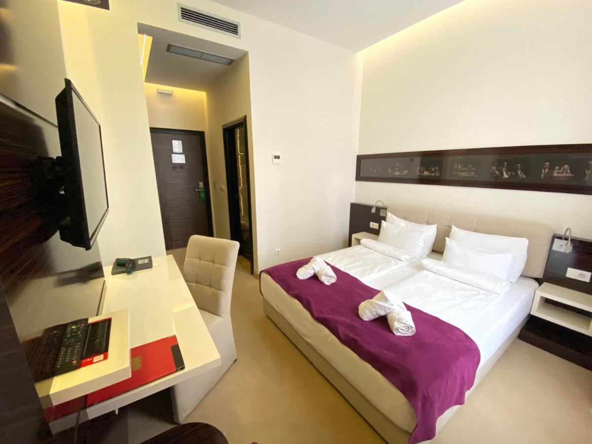 Hotel Theater Belgrade Garni Ngoại thất bức ảnh